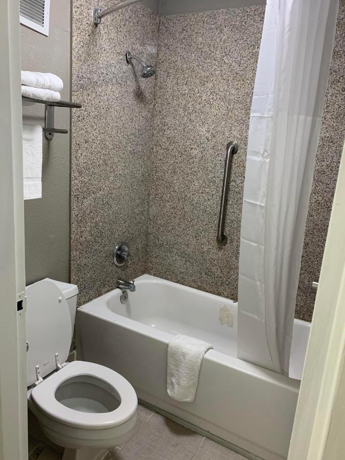 Days Inn & Suites By Wyndham Collierville Germantown Area Zewnętrze zdjęcie